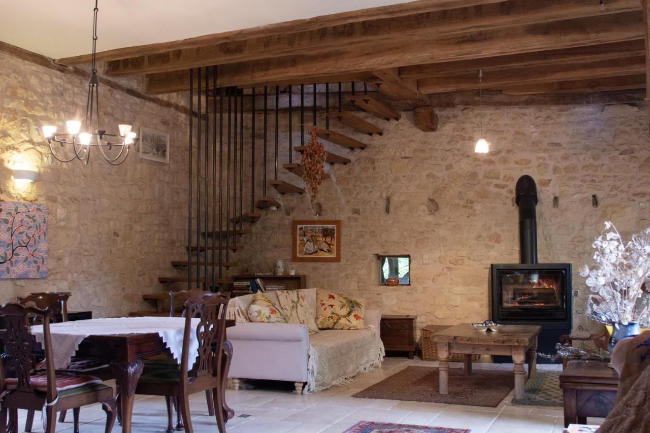 Le Bourmier Anlhiac Near Excideuil Villa Bagian luar foto